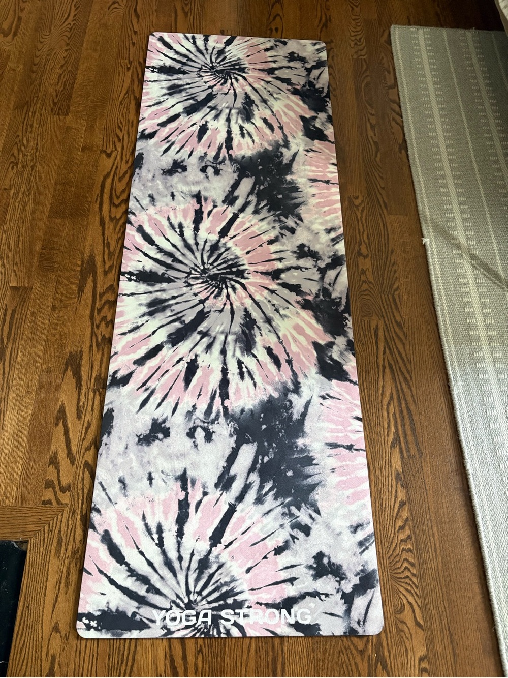 Yoga Strong Cotton Candy Swirl Luxe Pro Yoga Mat 70” x 24” + Carry Strap